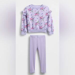 NWT gap baby & toddler Sweatshirt &leggings set size 6-12M